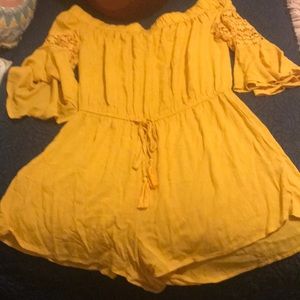 Off the shoulders romper with bell sleeve